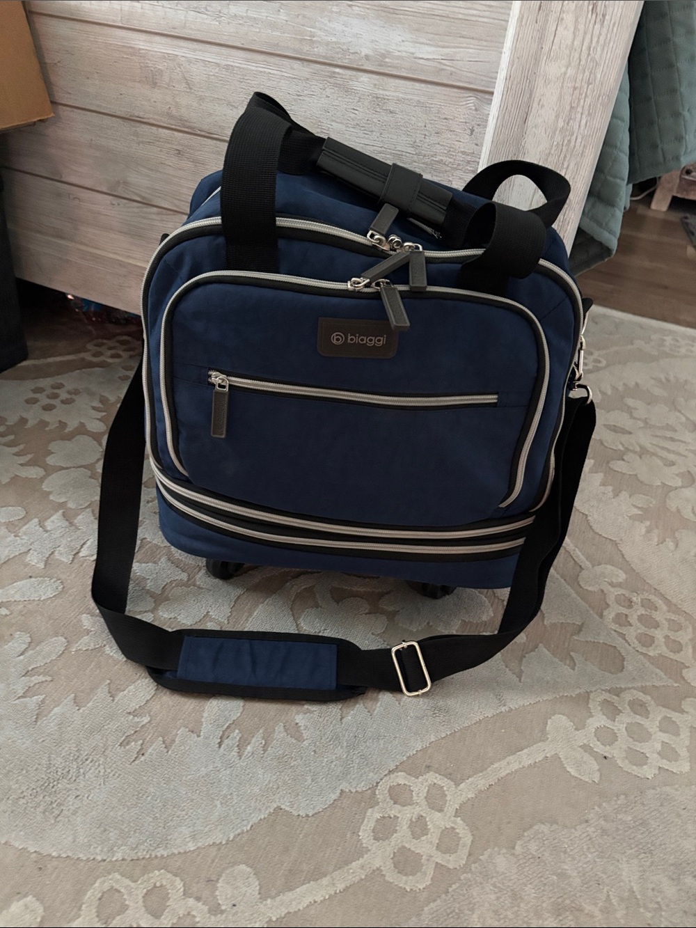 Soft Expandable Rolling Carry-on